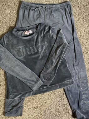 Juicy Couture Gray Velour Pajama Set with Rhinestone Logo